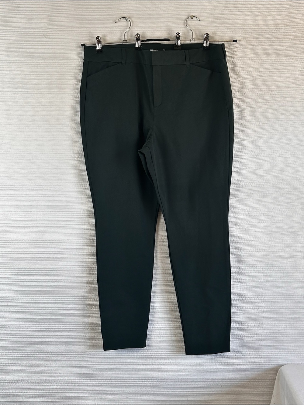 e: Old Navy Pixie High-Rise Dark Green Ankle Pants Size 18 – Preppy Office